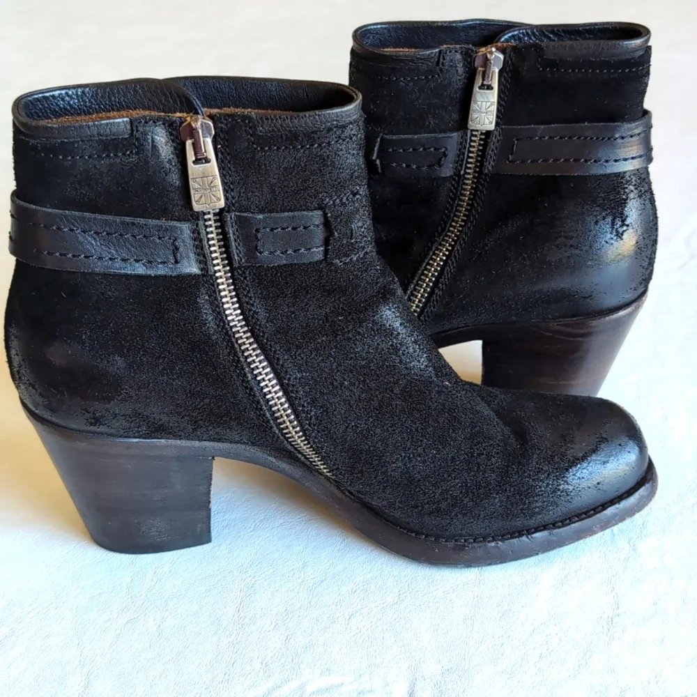 Pantanetti Heeled Buckled Distressed Black Leather Moto Booties Women's 38